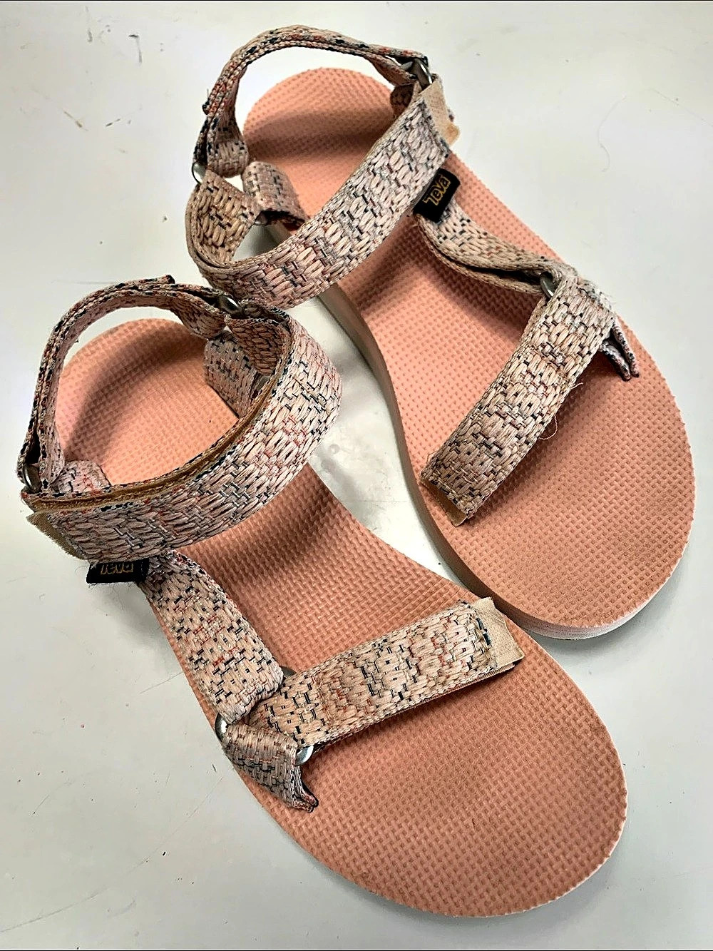 Teva Flatform Universal Woven Strap Platform Sandals in Pink tweed sz 6
